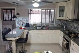 House for Sale in Betania - 4 bedrooms