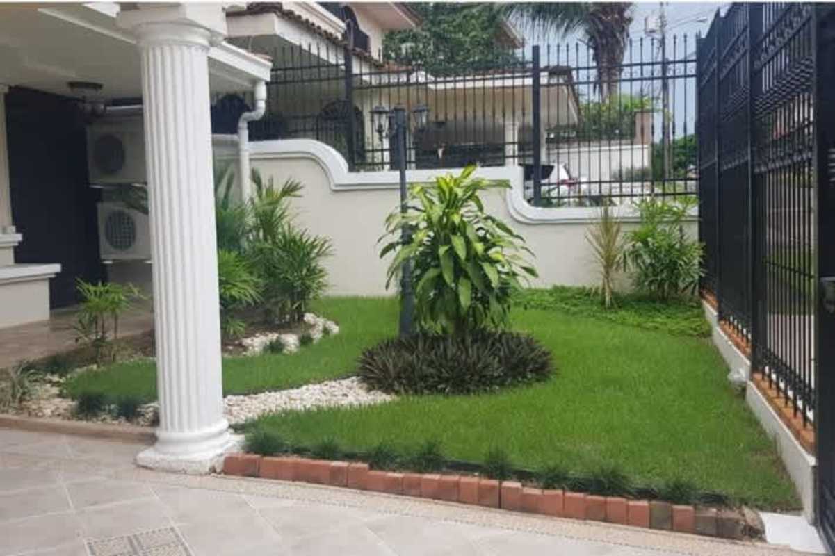 Luxury 4BR House with Pool & Jacuzzi for Rent La Alameda Betania