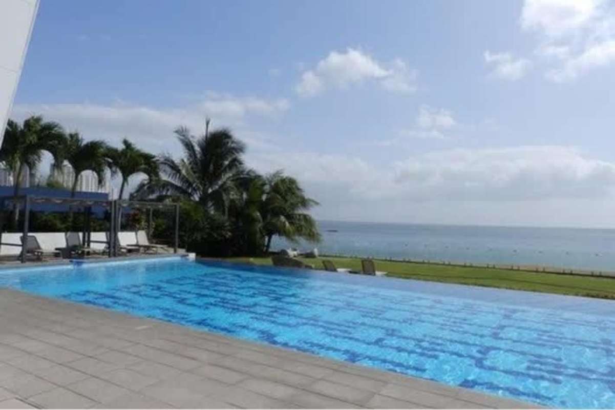 Spacious living dining area with panoramic ocean views in PH Ocean Club Punta Pacifica Panama