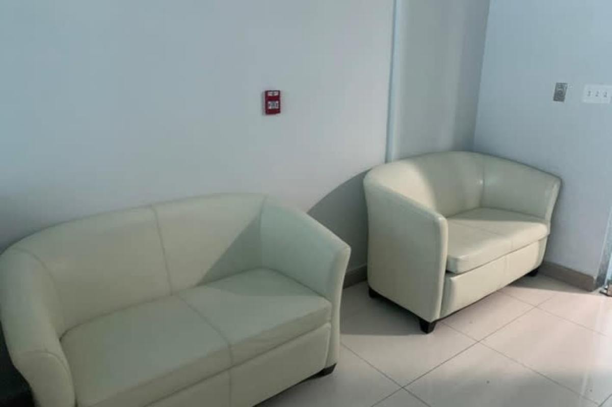 Entrance and covered parking access of PH Bicsa Financial Center Panama City near Via Brasil