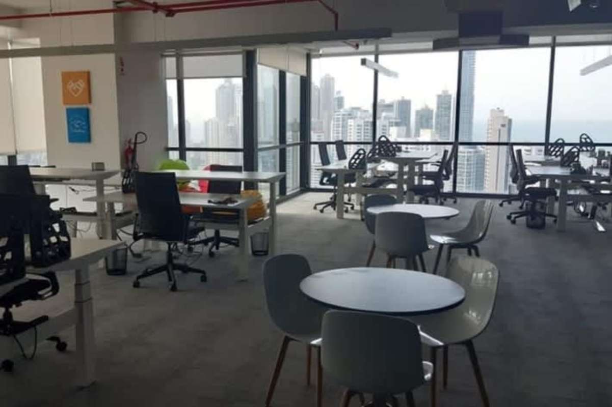 Conference room with large windows, U-shape table, city views in Tower Bank Panama