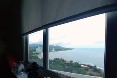 Spectacular ocean beachfront view from penthouse balcony Bahía Tower Panama