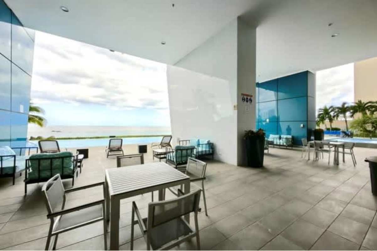 Luxury 1BR Ocean View Condo Grand Tower Punta Pacífica