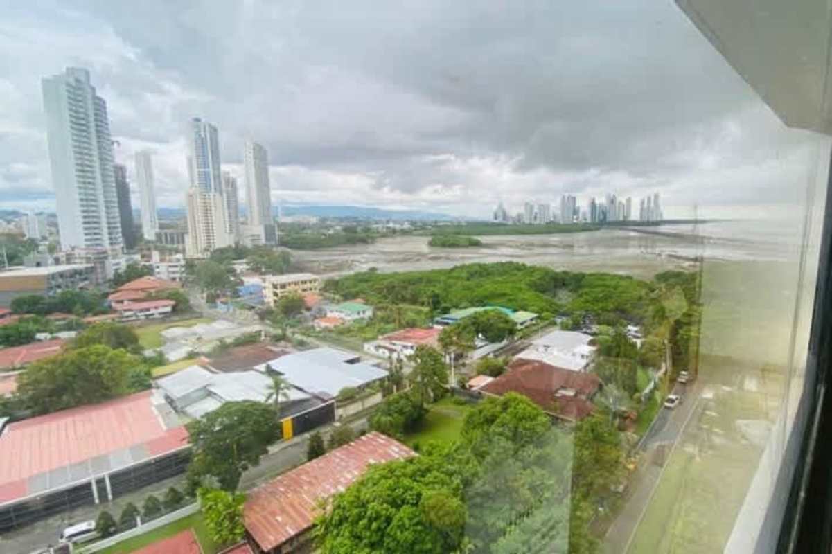 Spacious kitchen granite counters modern cabinetry penthouse PH Coco Palace Coco del Mar Panama