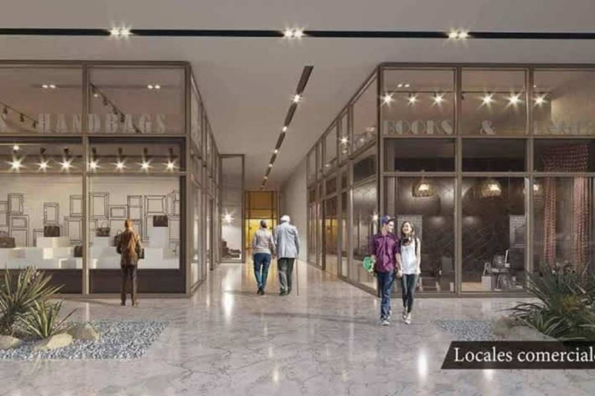 Rooftop infinity swimming pool with skyline views at Mini Design House Obarrio Panama City