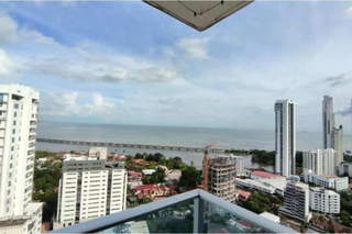 Apartment for Sale in San Francisco - 3 bedrooms