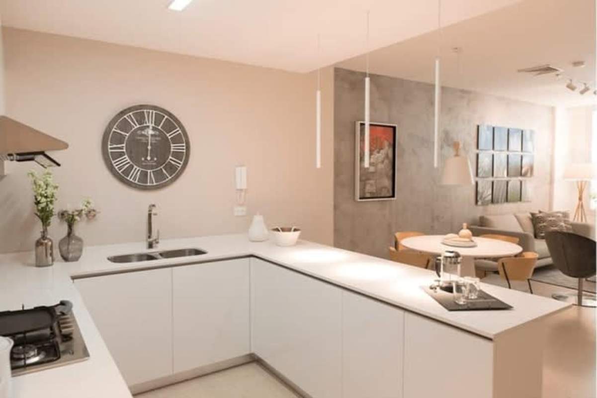 Infinity rooftop pool with panoramic city views at PH Argon El Cangrejo Panama