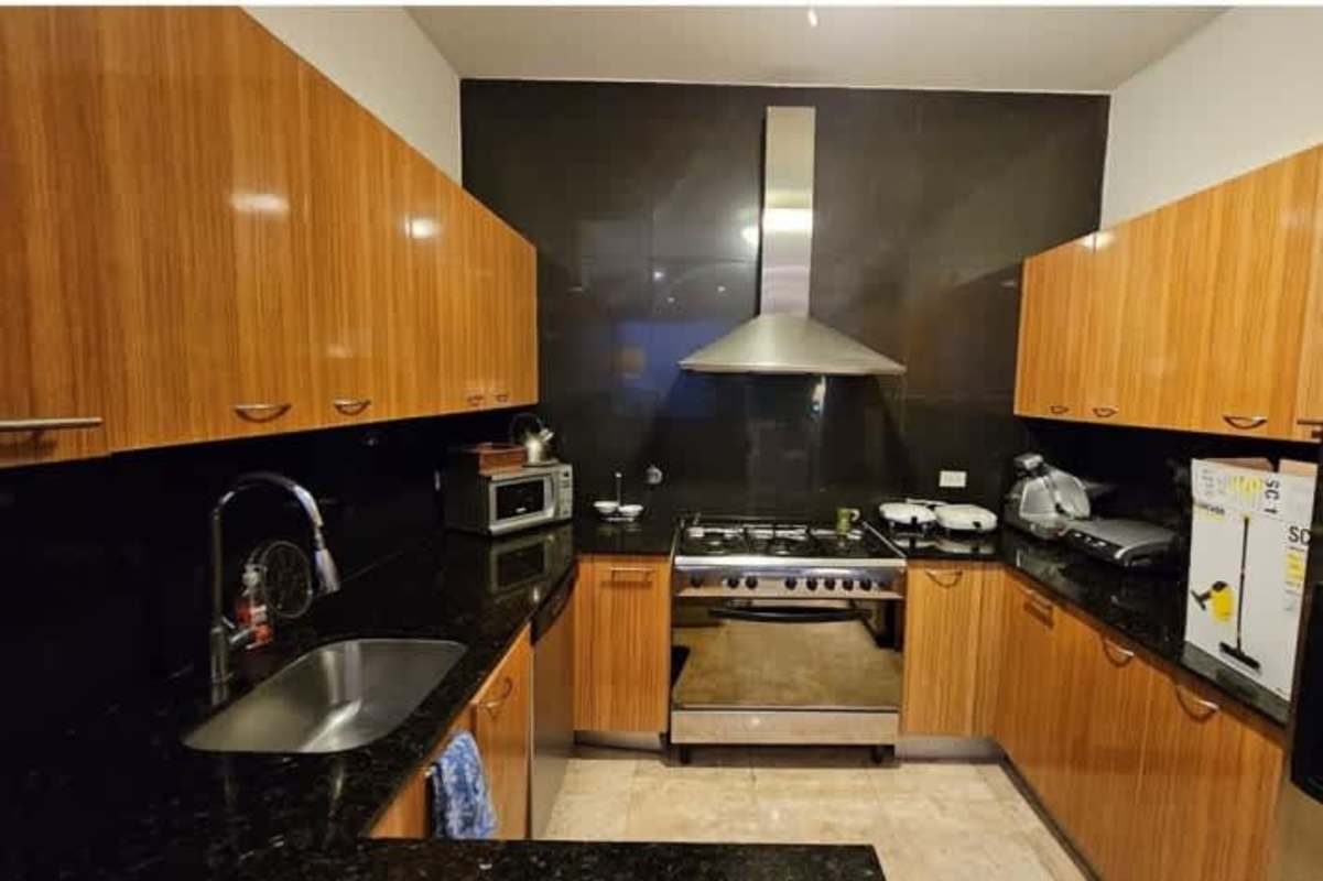 Modern balcony overlooking marina and ocean PH Sky Residences Avenida Balboa Panama