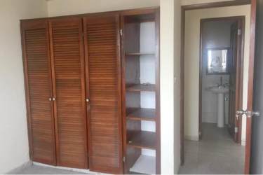 Bedroom with built-in closet and bathroom entrance PH Doña Ana Panama