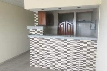 Contemporary kitchen breakfast bar pass through window PH Doña Ana Panama