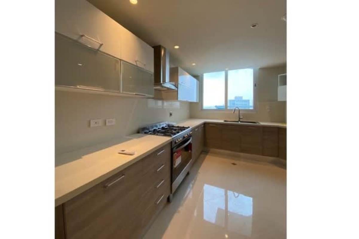 Furnished 3BR Apartment Ocean View Grand Tower Costa del Este