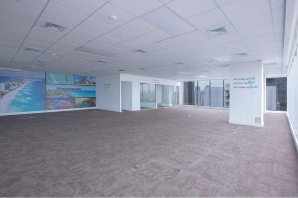 Spacious open floor office space with skyline and Pacific views in PH BICSA Financial Center Obarrio Panama