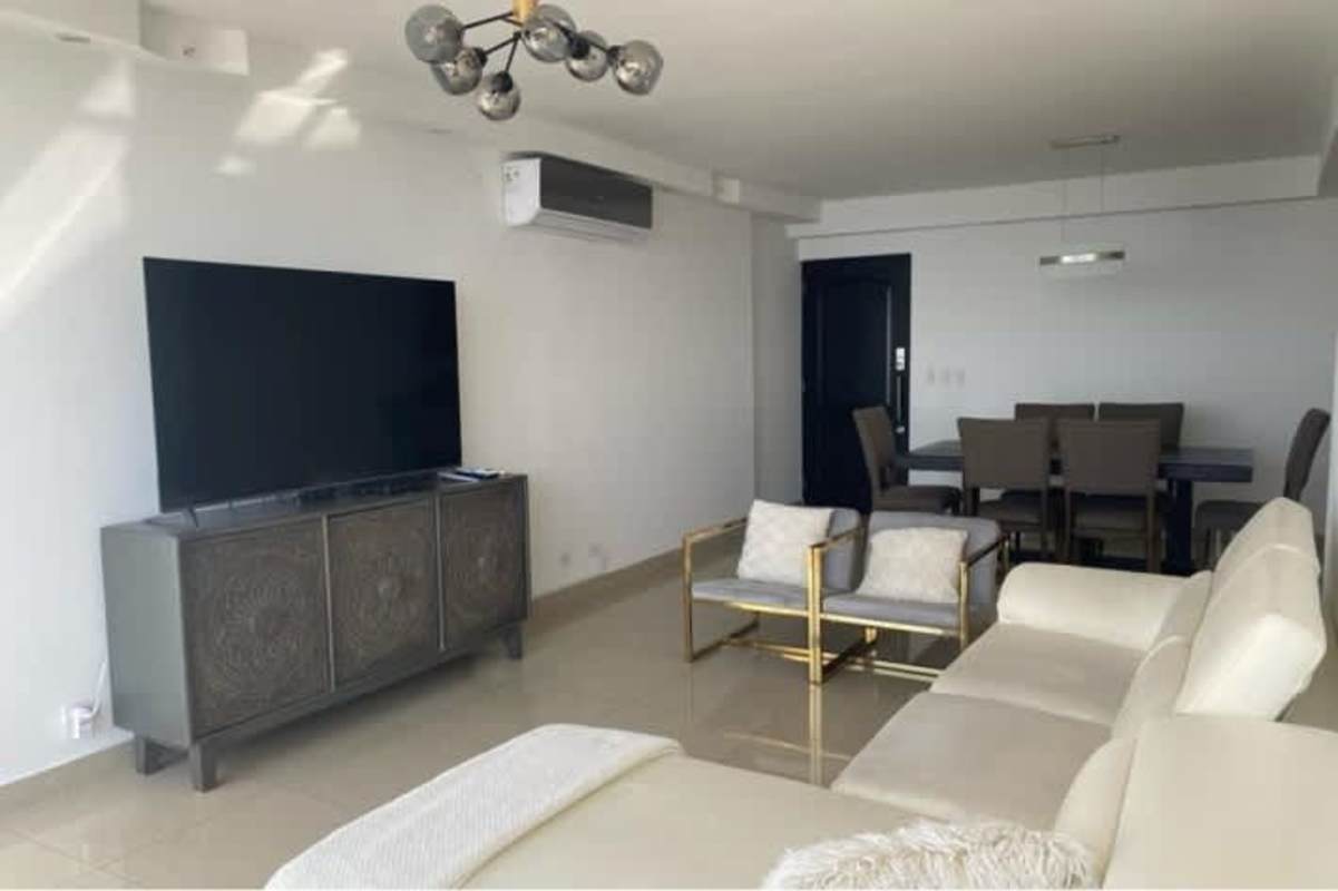 Kitchen with granite countertop, wooden cabinets, and appliances PH San Francisco Bay Tower 500 Panama City