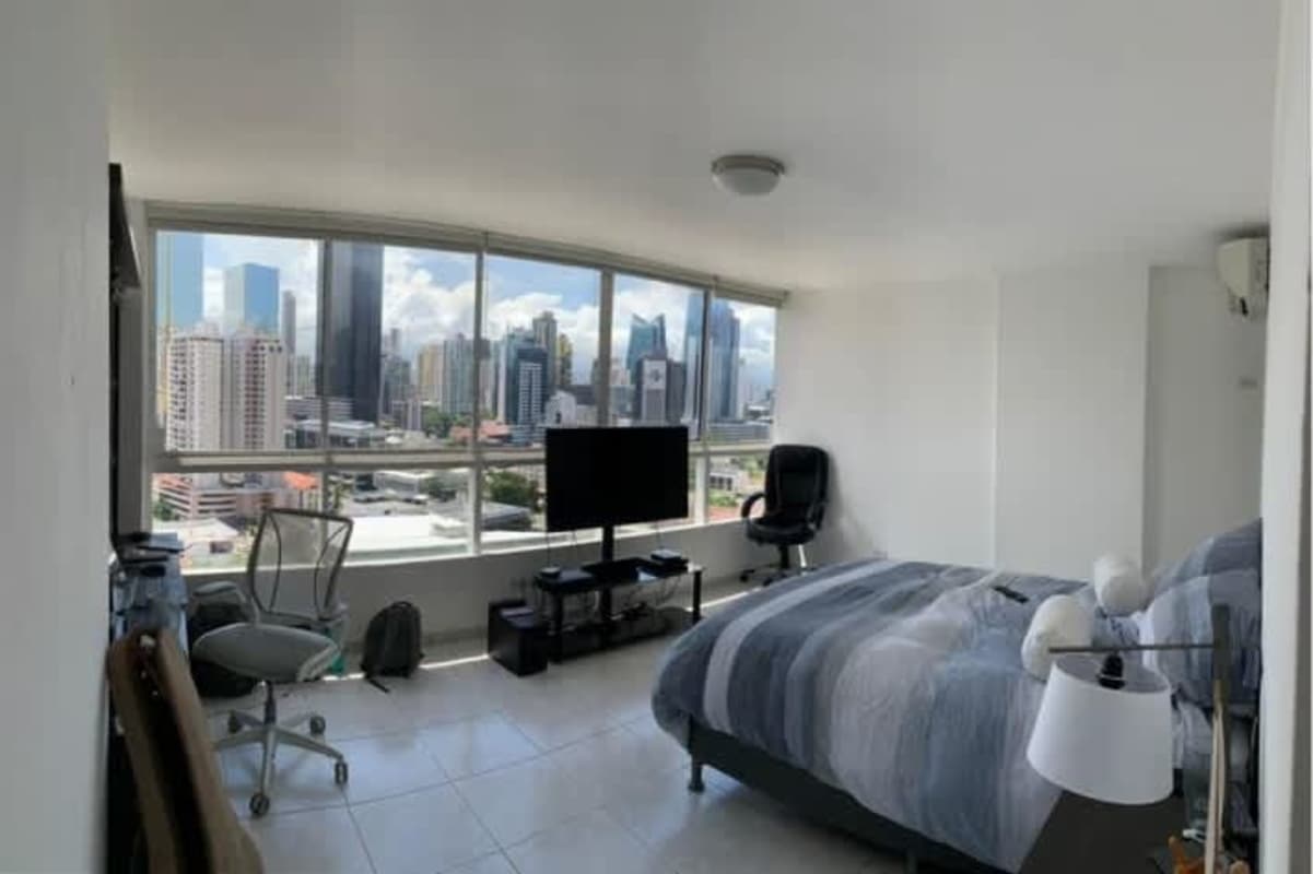 Master bedroom suite with ocean skyline views in PH BICSA Panama