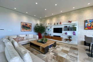 Apartment for Sale in Santa Maria - 4 bedrooms