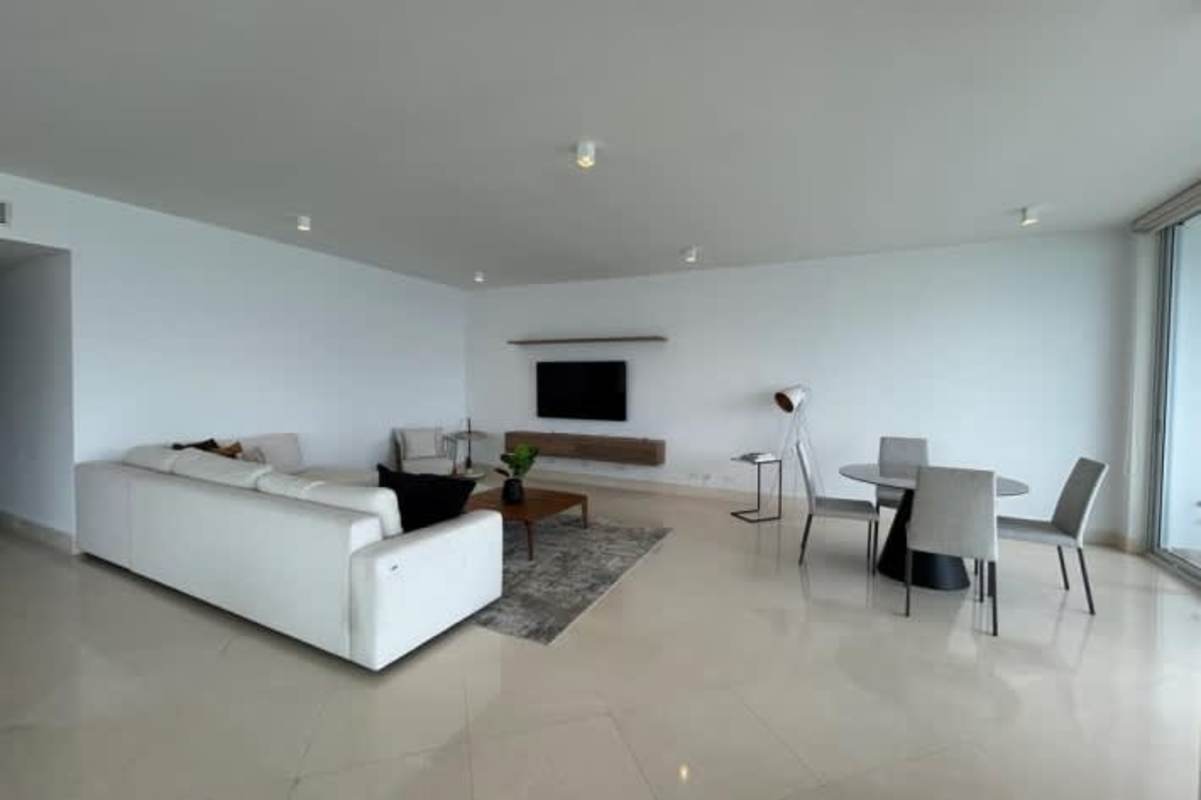 Luxury 4BR Oceanview Condo with Marble Finishes Punta Paitilla