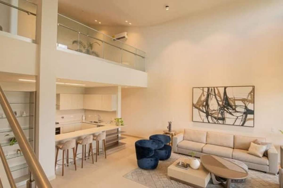 Double height loft with kitchen and bright living room Costa del Este Panama
