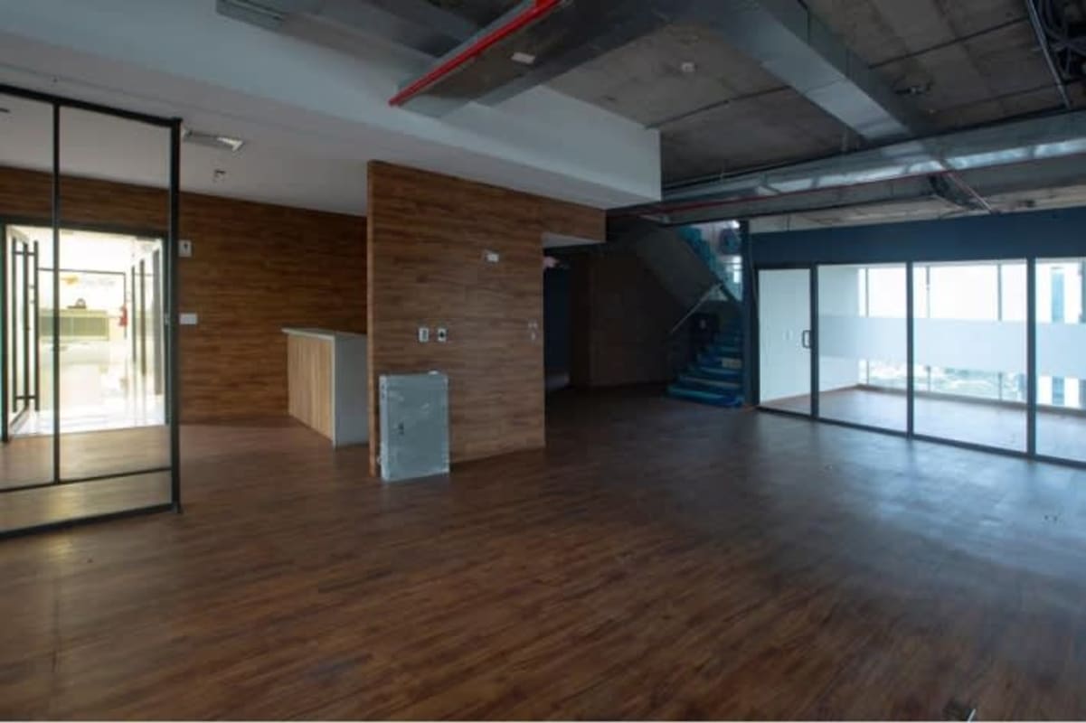 Elegant lobby entrance with high ceilings and valet parking zone in Obarrio Panama City