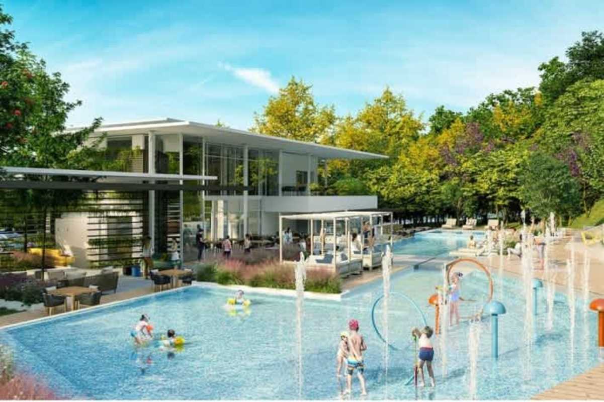 Luxury clubhouse with large pool splash area outdoor seating Green City Panama