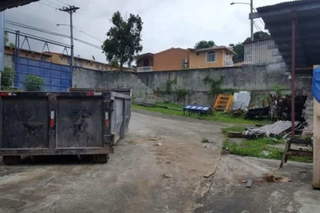 Warehouse for Sale in 24 de Diciembre - 0 bedrooms