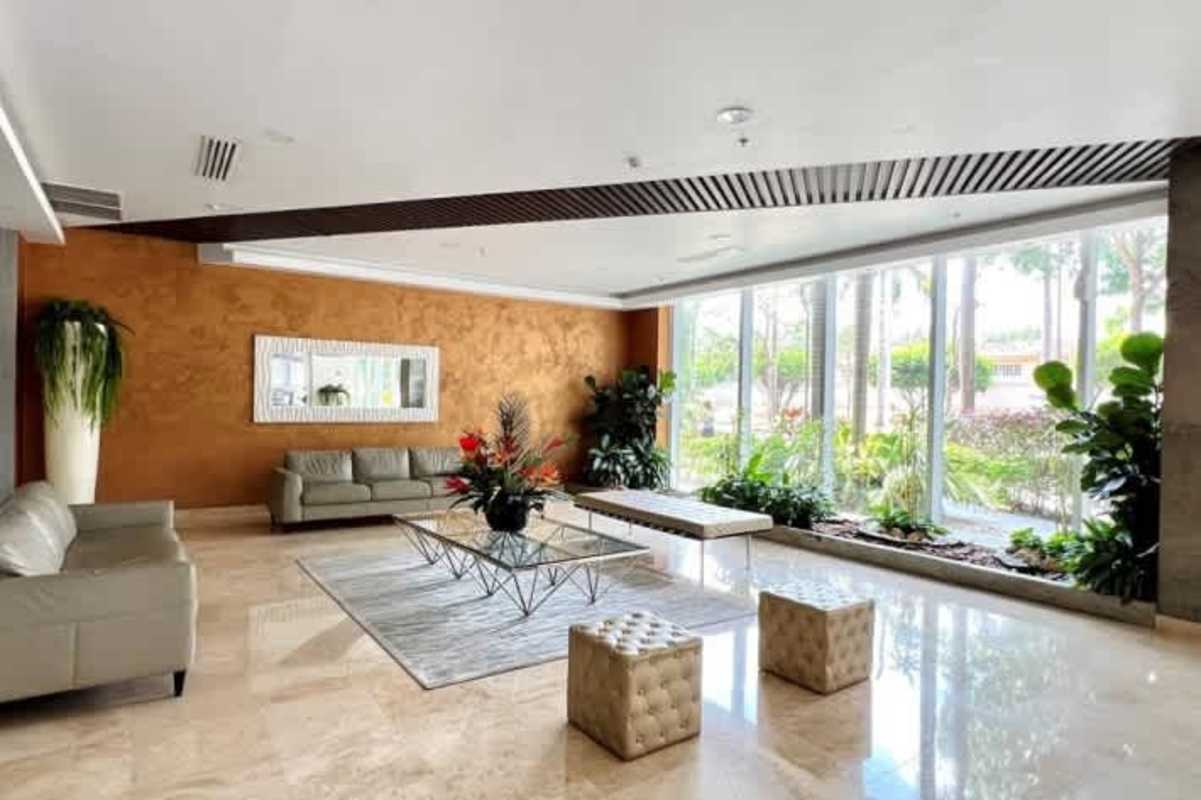 Contemporary bathroom with glass shower in PH Elevation Tower Costa del Este Panama