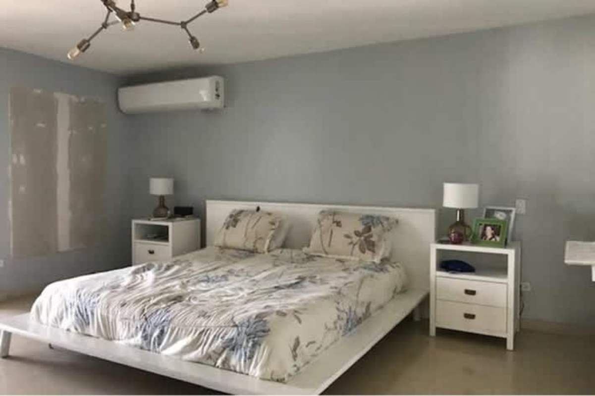 Family room or den with seating area in PH La Cresta apartment for sale Panama