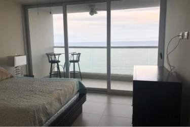 Beachfront 2BR Condo with Terrace Sea View PH Bahía Nueva - View 3