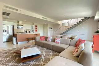 Penthouse for Sale in Farallón - 3 bedrooms