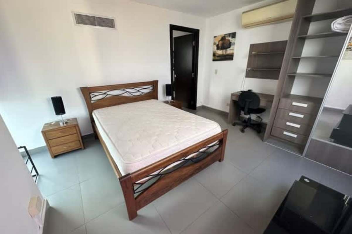 Elegant lobby entrance with elevators at PH Colores de Bella Vista Bella Vista Panama