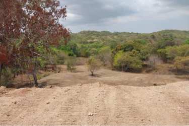 Hilly countryside vacant land suitable for eco-lodge or farm San Carlos