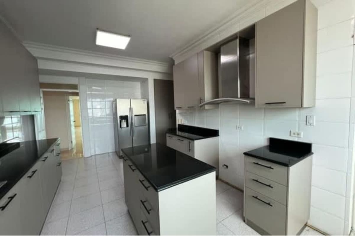 Spacious luxury kitchen with granite island, modern appliances, ocean view PH BICSA