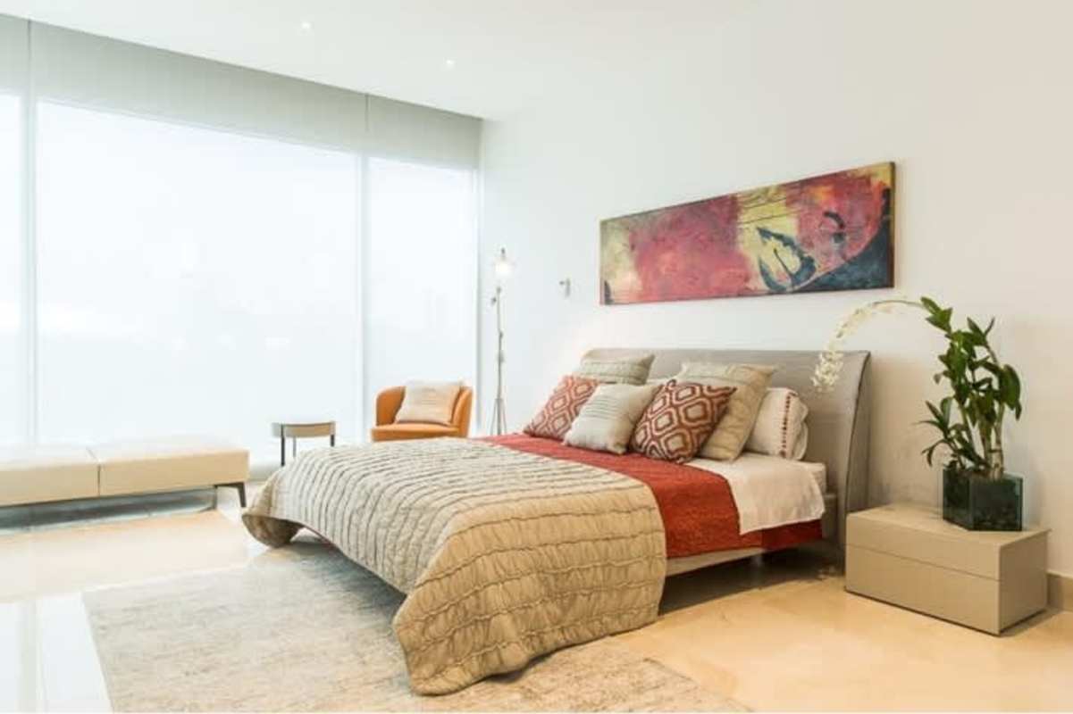 Bright child bedroom pastel accents large window city view PH Apogeo Costa del Este Panama