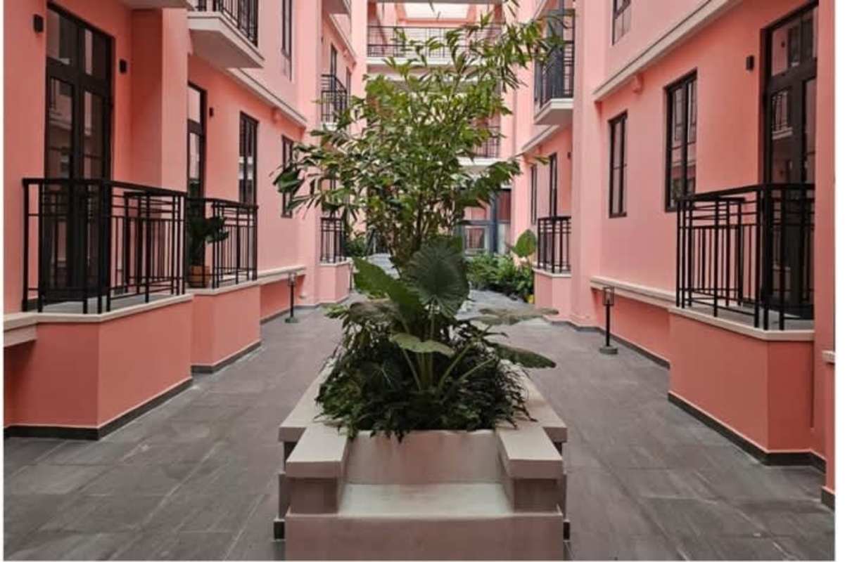 Modern landscaped courtyard inside historic Santa Ana Patrimonial Casco Viejo Panama