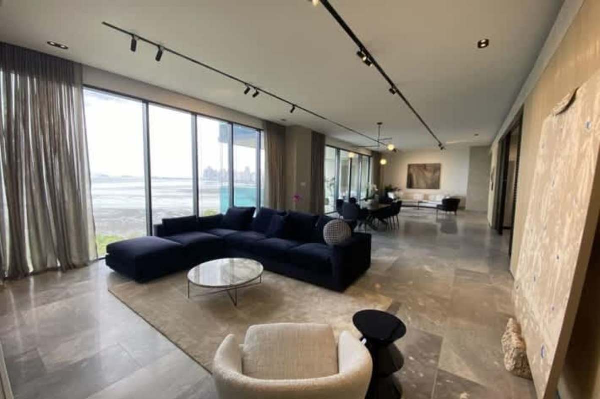 Luxury Oceanfront Condo Costa del Este 406m² 3BR