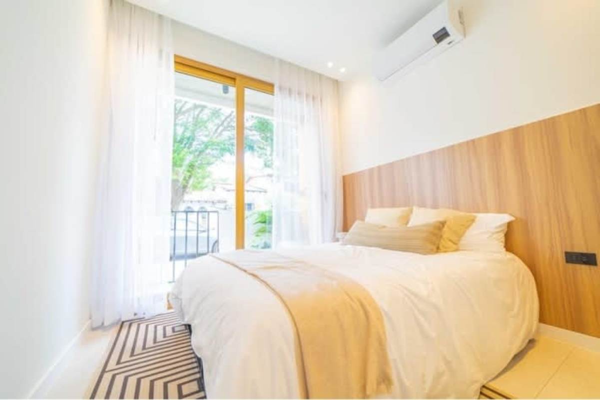 1BR Smart Home Apartment Bella Vista Panama