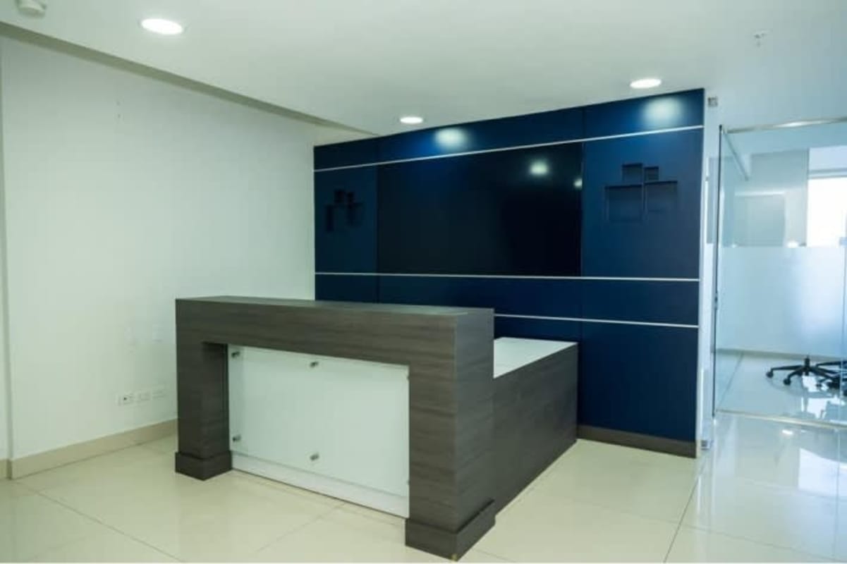 Private executive office with glass walls and ocean view at PH BICSA Tower Panama