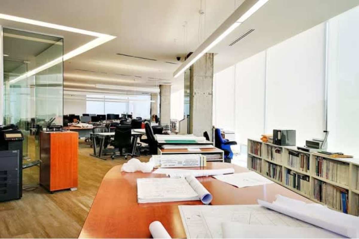 Contemporary open plan office with city views in PH BICSA Financial Center Obarrio