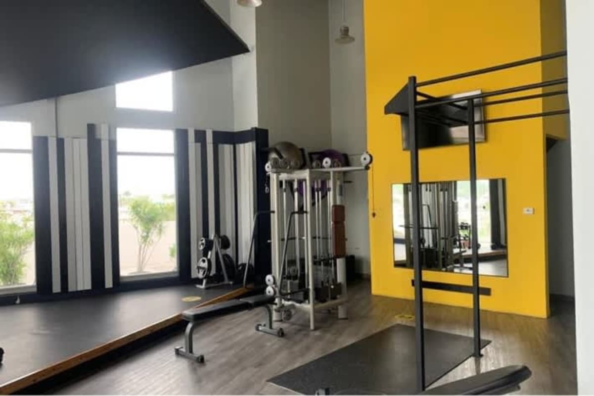 Fully equipped fitness gym with modern machines in PH Element condominium Panama