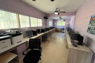 Commercial Land with Facilities for Sale in Cristóbal - 20 bedrooms