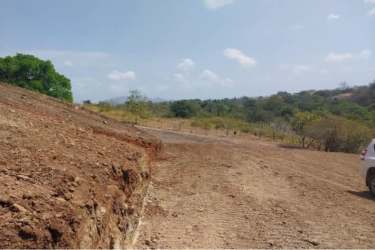 Forested slopes and river flats on 2.5 hectares Las Lajas Coronado Panama