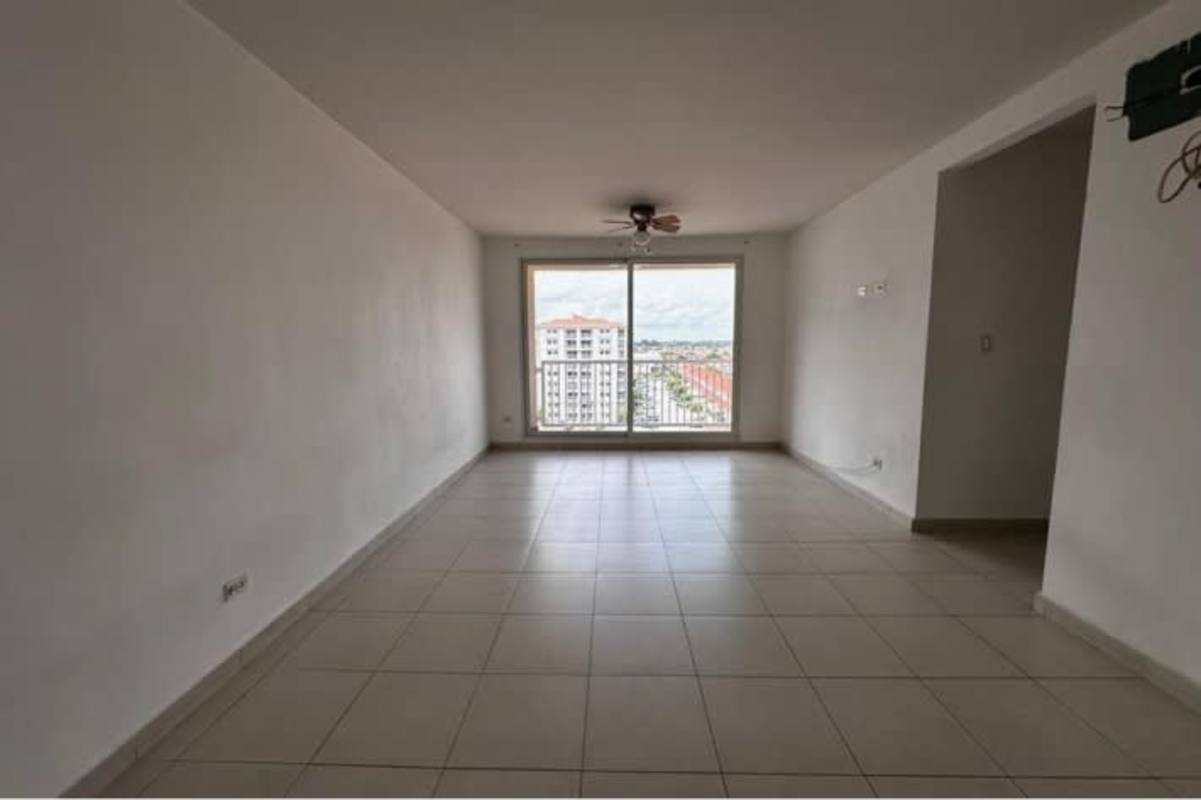 Apartment kitchen with window, countertops and cabinetry in Residencial Versalles Panama