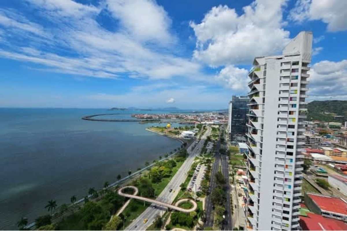 Master bedroom ocean view window in PH Rivage Tower luxury condo Avenida Balboa Panama