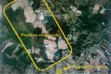 Satellite plan showing development plots labeled Costa Verde La Chorrera Panama