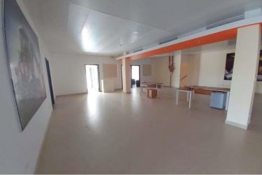 Modern finished conference room with table chairs wall art Coronado Center Panama