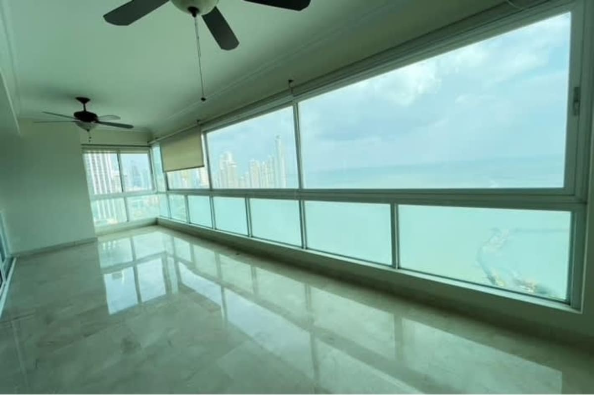 Large private balcony overlooking Pacific Ocean and Cinta Costera from PH BICSA Panama
