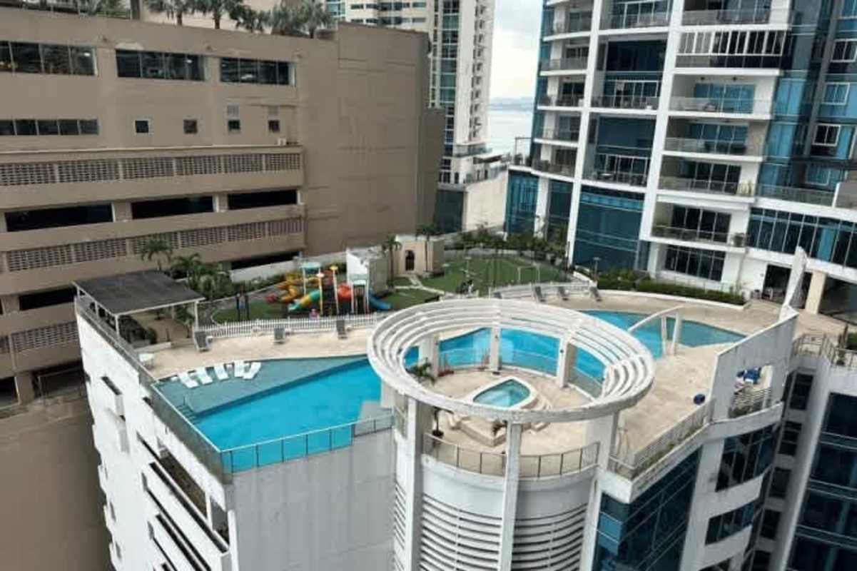 Glass railing balcony with panoramic ocean views PH Grand Tower Panama