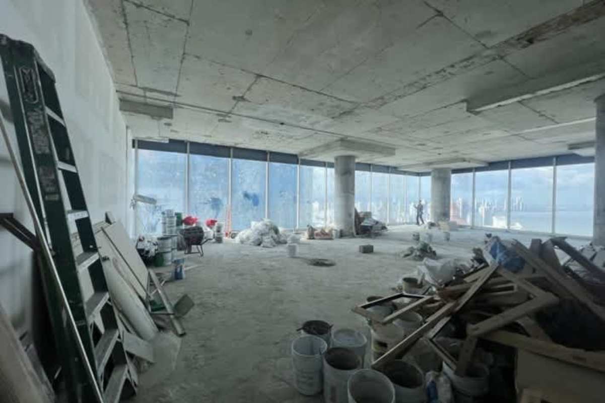 High-rise corner commercial shell space with panoramic ocean and city skyline view in Panama