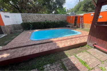 U-shape kitchen granite counters wood cabinets appliances house for sale Gorgona Panama