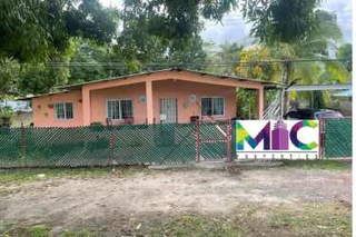House for Sale in San José - 6 bedrooms