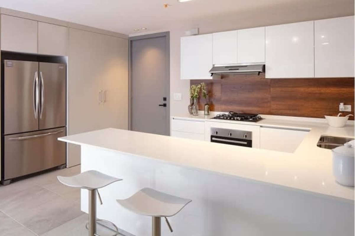 Modern bathroom with walk-in shower glass doors PH Van Gogh Panama